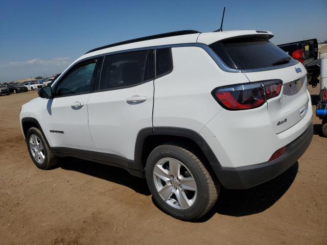 3C4NJDBB4NT133007 - 2022 JEEP COMPASS LATITUDE WHITE photo 2