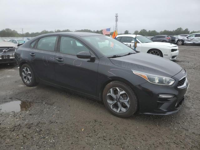 3KPF24AD5KE112820 - 2019 KIA FORTE FE BLACK photo 4
