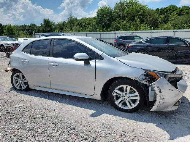 JTNB4MBE6M3120396 - 2021 TOYOTA COROLLA SE Сұр фото 4