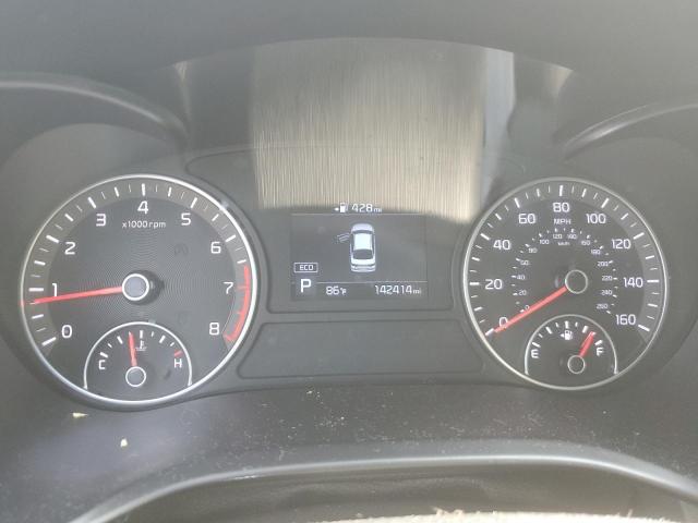 5XXGT4L32KG353554 - 2019 KIA OPTIMA LX WHITE photo 9