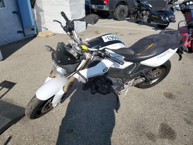 WB10B1406FZC97354 - 2015 BMW F800 R WHITE photo 2