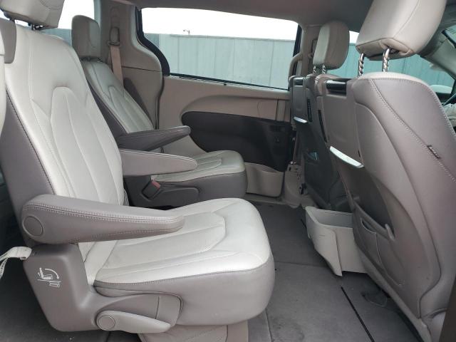 2C4RC1EGXHR656072 - 2017 CHRYSLER PACIFICA TOURING L PLUS SILVER photo 10