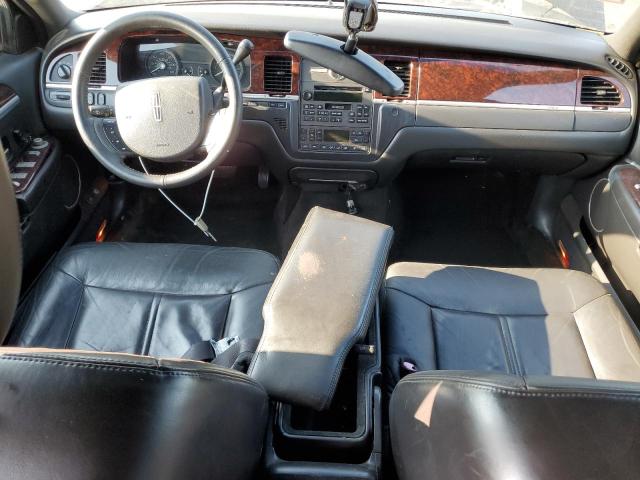 2LNBL8EV2BX764418 - 2011 LINCOLN TOWN CAR EXECUTIVE L BLACK photo 8