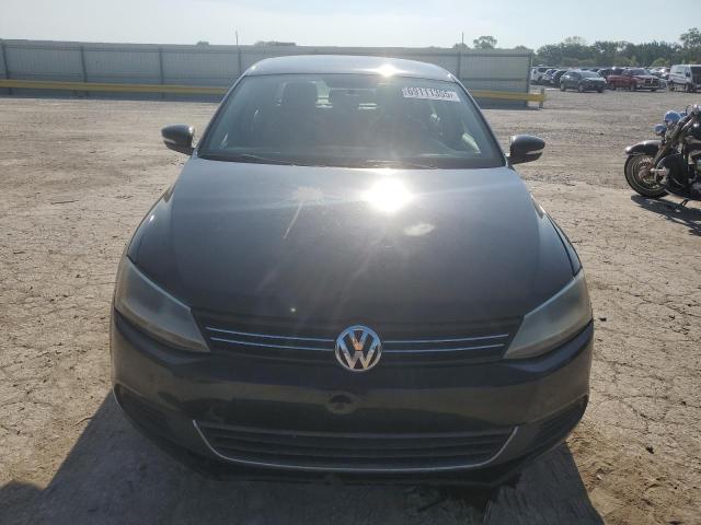 3VWDX7AJ7DM445266 - 2013 VOLKSWAGEN JETTA SE 黑色 照片 5