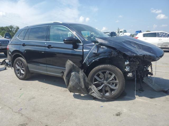 3VV3B7AX9NM113933 - 2022 VOLKSWAGEN TIGUAN SE 黑色 照片 4