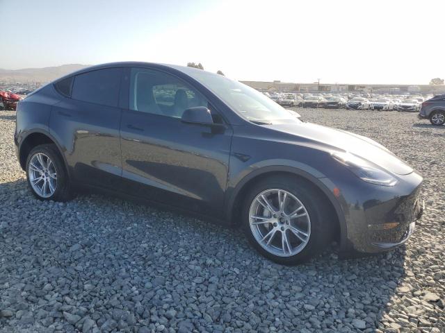 7SAYGDEE5RF032390 - 2024 TESLA MODEL Y BLACK photo 4