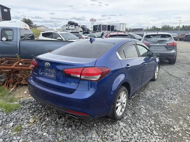3KPFL4A83HE123128 - 2017 KIA FORTE EX BLUE photo 3