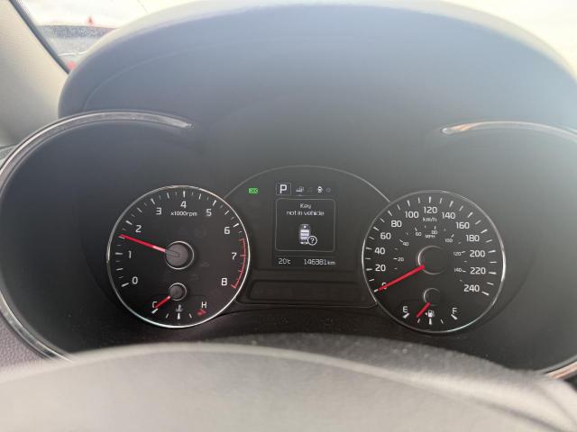 3KPFL4A83HE123128 - 2017 KIA FORTE EX BLUE photo 9