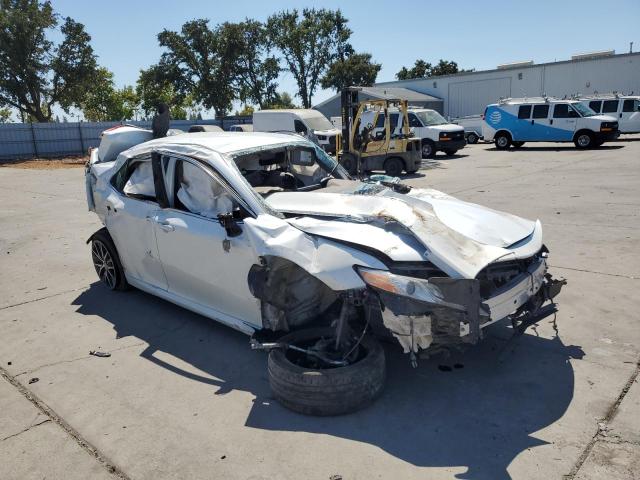 4T1F31AK2MU559969 - 2021 TOYOTA CAMRY XLE თეთრი ფოტო 4