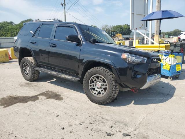 JTEBU5JR5J5573211 - 2018 TOYOTA 4RUNNER SR5/SR5 PREMIUM أسود صورة 4