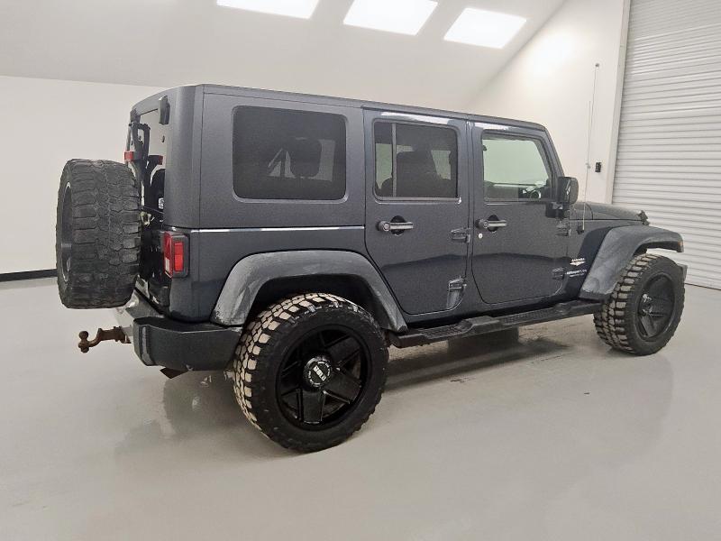 1J8GA59118L589101 - 2008 JEEP WRANGLER U SAHARA BLUE photo 3