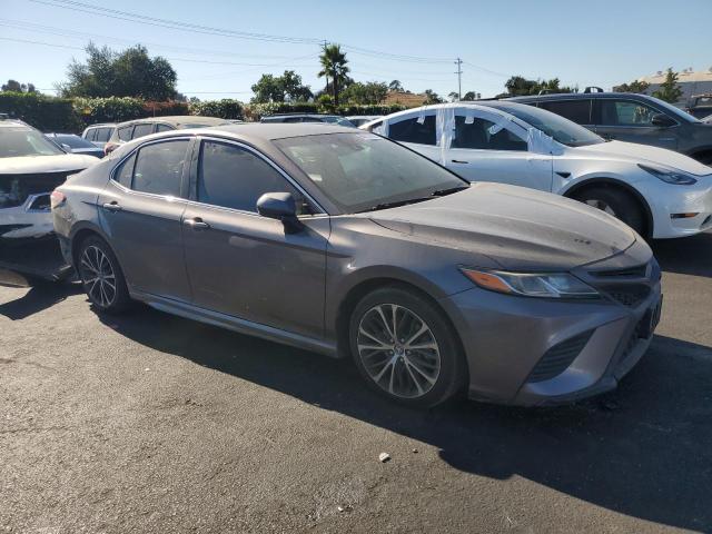 4T1B11HK5JU005461 - 2018 TOYOTA CAMRY L 灰色 照片 4