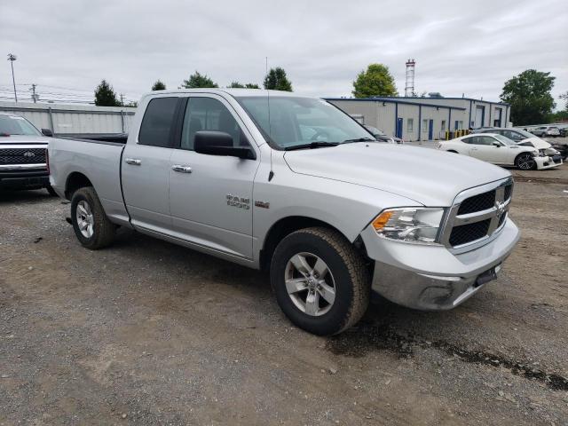1C6RR6GT0JS105389 - 2018 RAM 1500 SLT SILVER photo 4