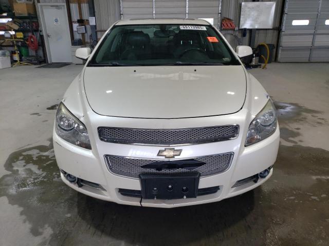 1G1ZE5E78BF399390 - 2011 CHEVROLET MALIBU LTZ WHITE photo 5
