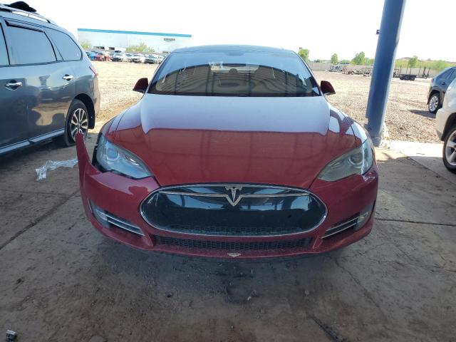 5YJSA1H18EFP48075 - 2014 TESLA MODEL S Qırmızı foto 5