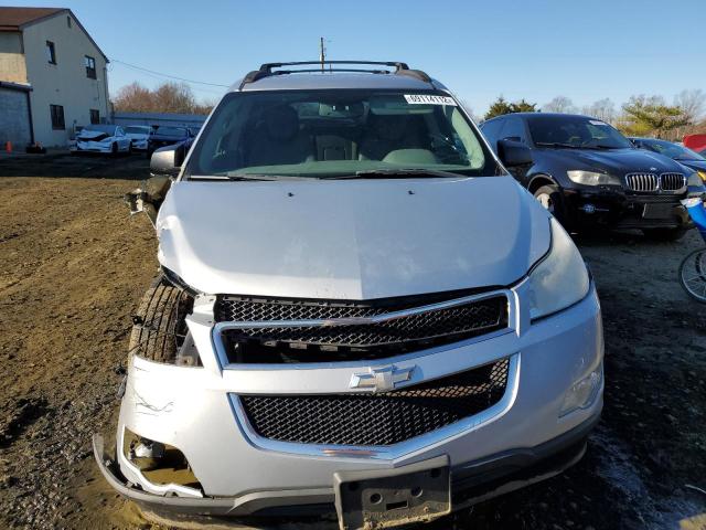 1GNKVFED6BJ380734 - 2011 CHEVROLET TRAVERSE LS SILVER photo 5