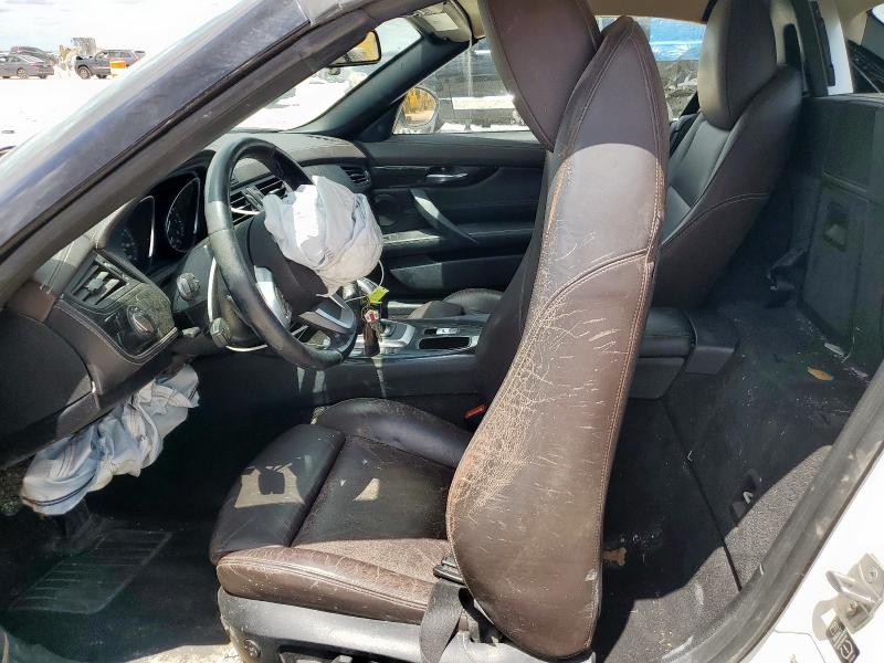 WBALL5C53DJ104536 - 2013 BMW Z4 SDRIVE28I WHITE photo 7