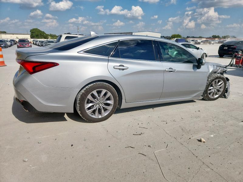 4T1JZ1FB0MU056474 - 2021 TOYOTA AVALON XLE 银色 照片 3
