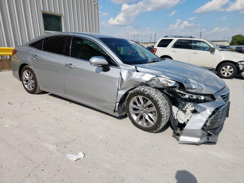 4T1JZ1FB0MU056474 - 2021 TOYOTA AVALON XLE 银色 照片 4