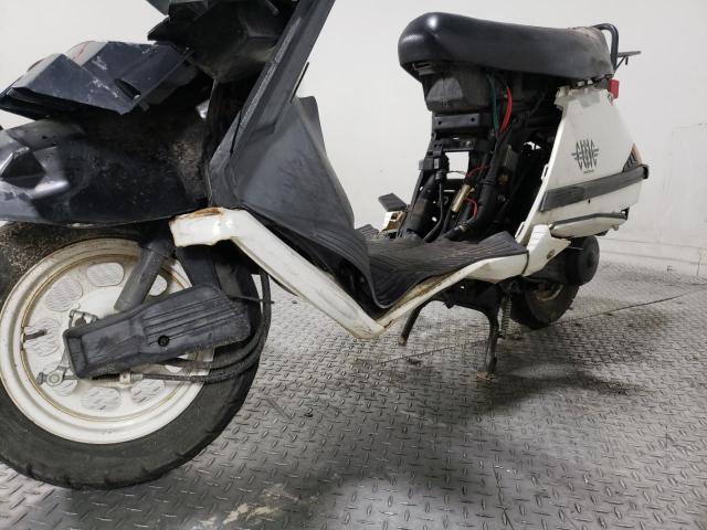 3H1HF0303VD201002 - 1997 HONDA CH80 WHITE photo 10