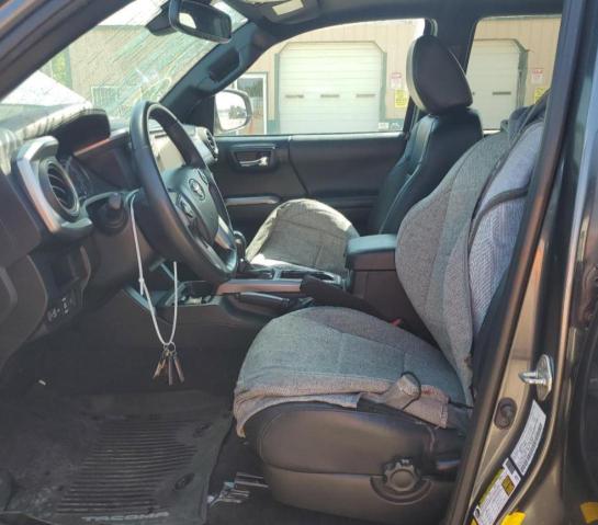 3TMGZ5AN2KM252845 - 2019 TOYOTA TACOMA DOUBLE CAB Grau Foto 7