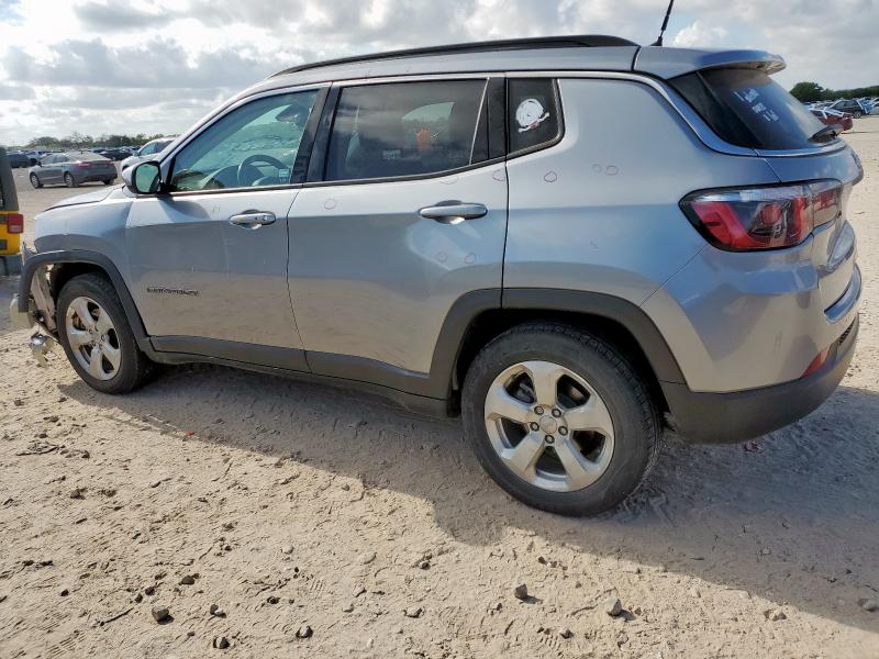 3C4NJCBB4JT193518 - 2018 JEEP COMPASS LATITUDE Gümüş fotoğraf 2