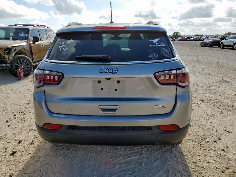 3C4NJCBB4JT193518 - 2018 JEEP COMPASS LATITUDE Gümüş fotoğraf 6