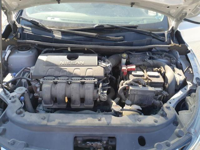 3N1AB7AP2JL640043 - 2018 NISSAN SENTRA S 银色 照片 11