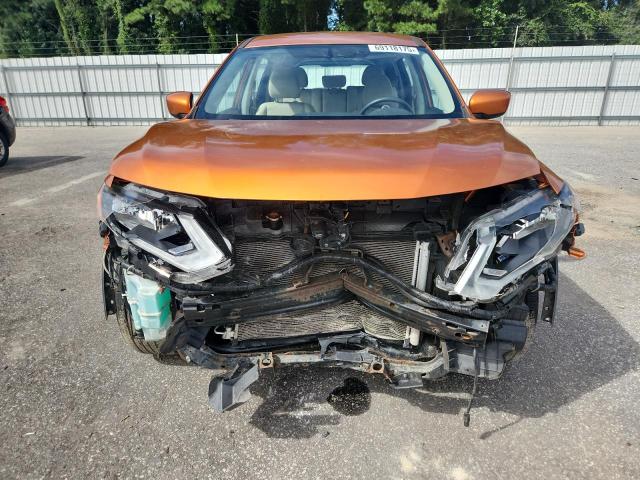JN8AT2MT6HW133726 - 2017 NISSAN ROGUE S ORANGE photo 5