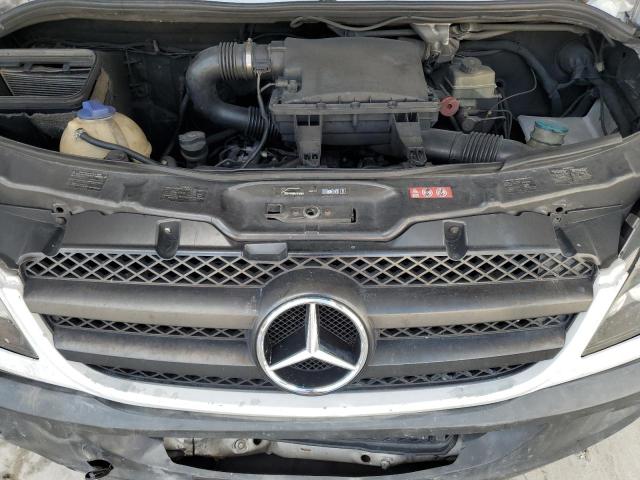 WD3PE7CC7B5573900 - 2011 MERCEDES-BENZ SPRINTER 2500 Սպիտակ լուսանկար 12