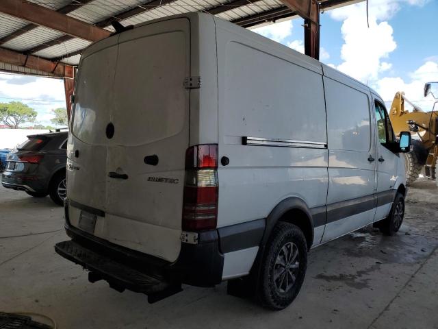 WD3PE7CC7B5573900 - 2011 MERCEDES-BENZ SPRINTER 2500 Սպիտակ լուսանկար 3