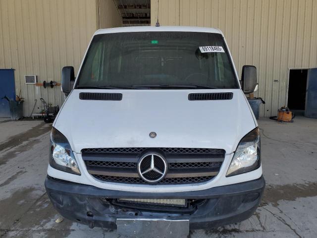 WD3PE7CC7B5573900 - 2011 MERCEDES-BENZ SPRINTER 2500 Սպիտակ լուսանկար 5