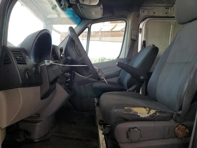 WD3PE7CC7B5573900 - 2011 MERCEDES-BENZ SPRINTER 2500 Սպիտակ լուսանկար 7
