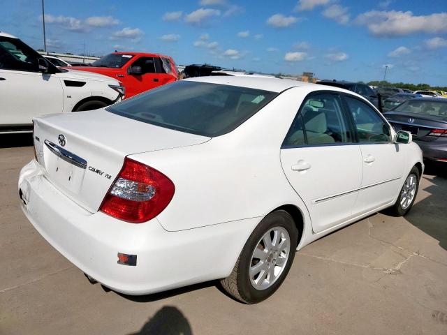 4T1BE32K32U078774 - 2002 TOYOTA CAMRY LE WHITE photo 3