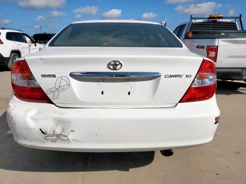 4T1BE32K32U078774 - 2002 TOYOTA CAMRY LE WHITE photo 6