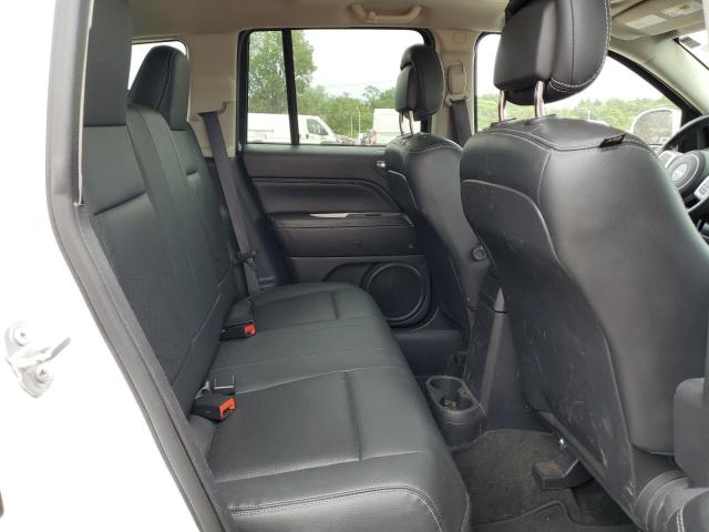 1C4NJDEB5GD791875 - 2016 JEEP COMPASS LATITUDE 白色 照片 11