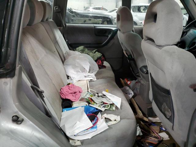 JF1SF65692G745224 - 2002 SUBARU FORESTER S 银色 照片 11