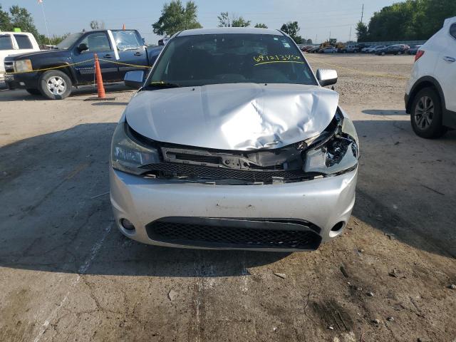 1FAHP3GN7AW298892 - 2010 FORD FOCUS SES SILVER photo 5