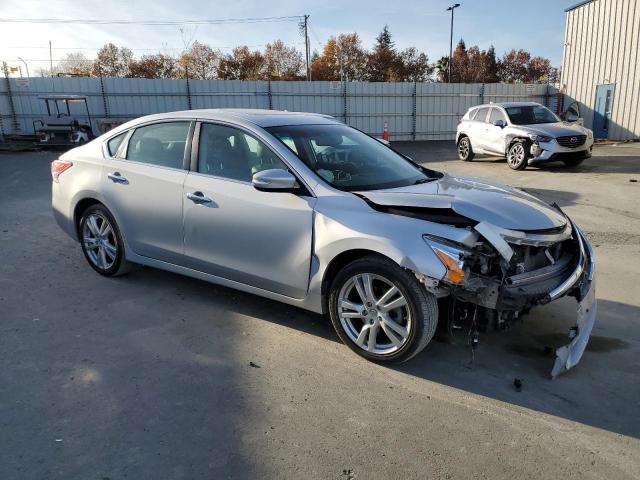 1N4BL3AP2DN470199 - 2013 NISSAN ALTIMA 3.5S SILVER photo 4