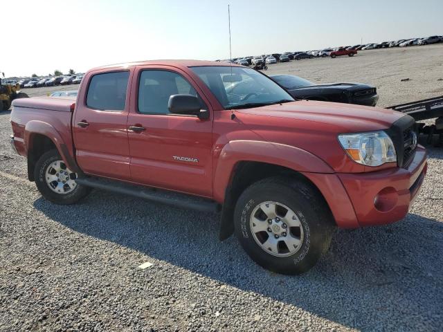 3TMLU4EN8BM064090 - 2011 TOYOTA TACOMA DOUBLE CAB წითელი ფოტო 4