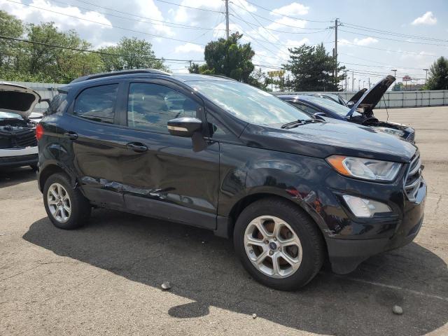 MAJ3P1TE9JC239185 - 2018 FORD ECOSPORT SE Черный фото 4