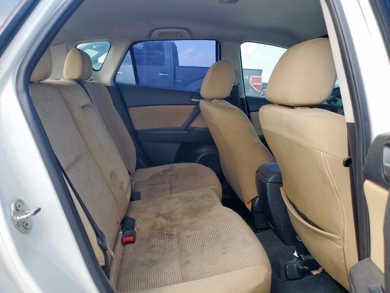 JM1BL1L74C1657848 - 2012 MAZDA 3 I WHITE photo 10