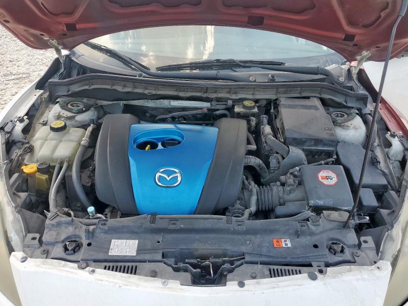 JM1BL1L74C1657848 - 2012 MAZDA 3 I WHITE photo 11