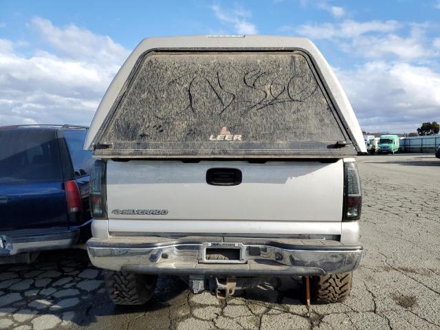 2GCEK13T261212360 - 2006 CHEVROLET SILVERADO K1500 SILVER photo 6