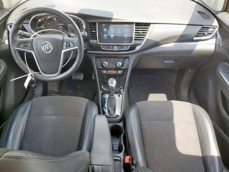 KL4CJASB0JB513473 - 2018 BUICK ENCORE PREFERRED 白色 照片 8