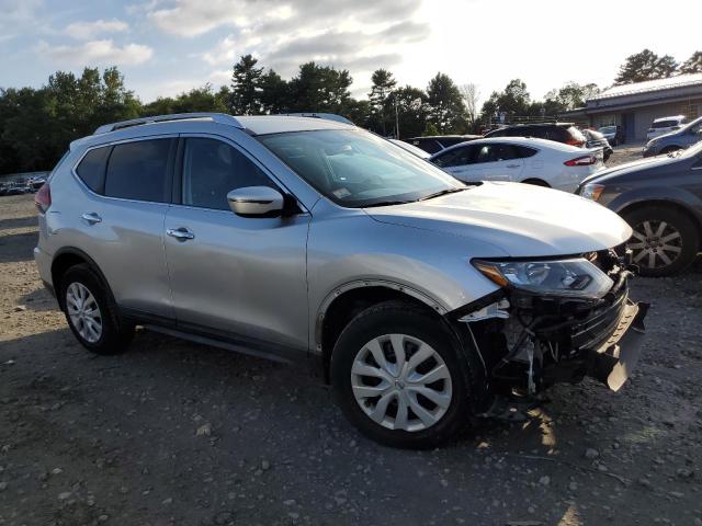 KNMAT2MV4JP556687 - 2018 NISSAN ROGUE S SILVER photo 4