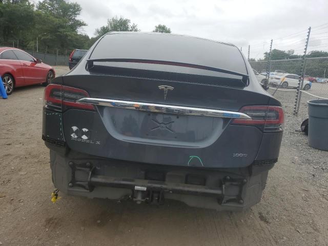 5YJXCDE2XJF111388 - 2018 TESLA MODEL X Մոխրագույն լուսանկար 6