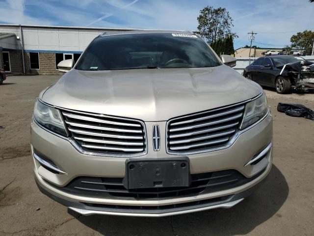 5LMCJ2A91FUJ17955 - 2015 LINCOLN MKC ბეჟი ფოტო 5