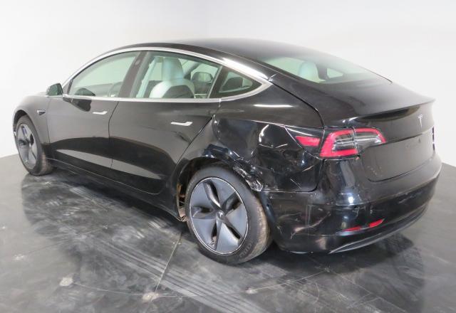 5YJ3E1EA6KF301575 - 2019 TESLA MODEL 3 Siyah fotoğraf 4