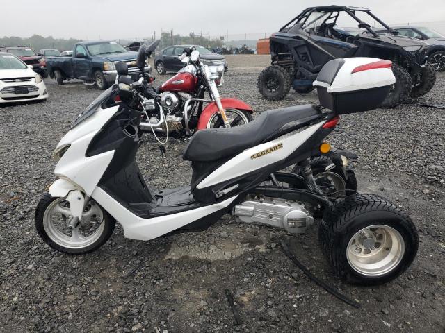 L37LMJBVXMZ010155 - 2021 DAIX PMZ150-19 WHITE photo 3